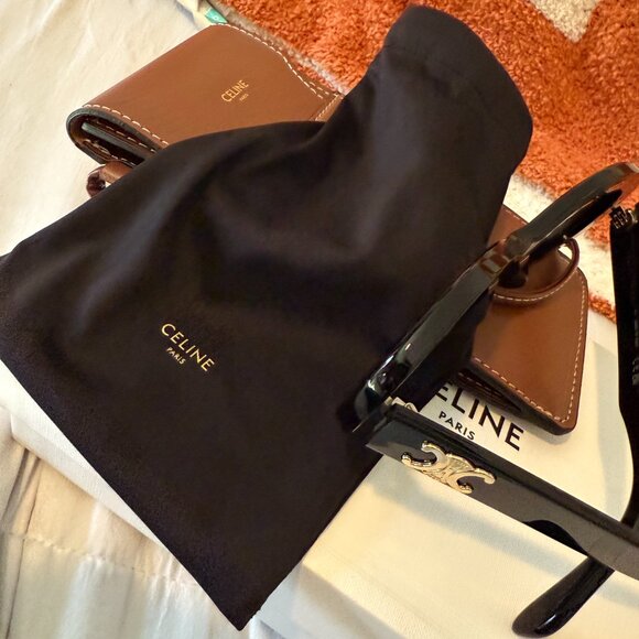 Celine TRIOMPHE Sunglasses in Black - Picture 9 of 10